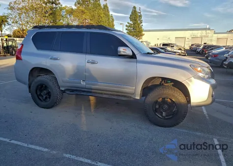 2012 Lexus Gx 460 z USA, uszkodzony, nr VIN JTJBM7FXXC5040536
